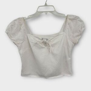 Hollister Off the Shoulder Crop Top in White Eyelet Women’s Size S